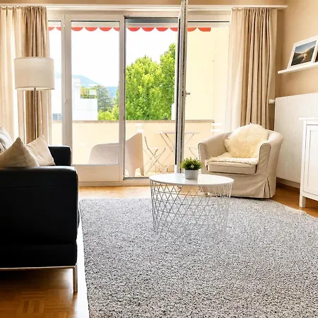 Stellina - Steps From Lido & Promenade - Balcony & Free Garage Apartment *
